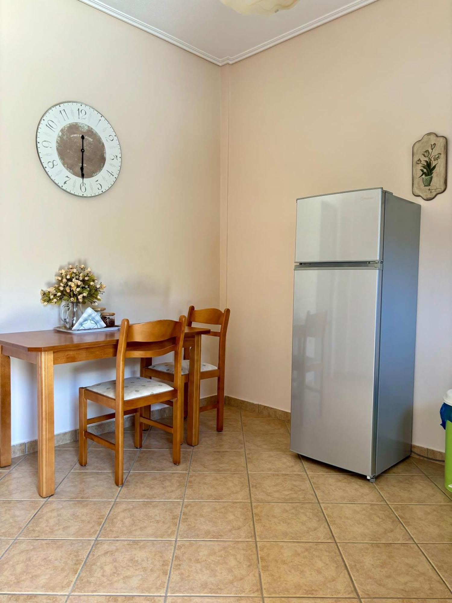 "Twin Apartments" In Kyparissia Exterior foto